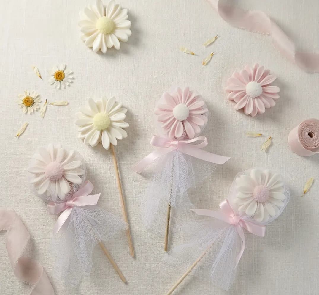 Small Flower Favour Candle